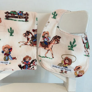 Bib & Burp cloth set - Cowboys print
