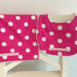 Bib & Burp cloth set - Pink & white spots print