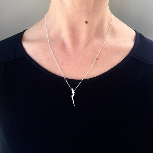 Lightening bolt pendant necklace