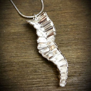 Silver Wave corrugated twisted pendant